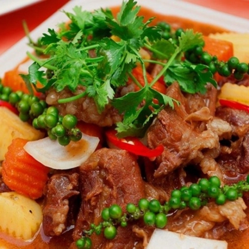 BÒ NẤU TIÊU XANH