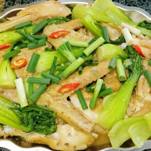 GÀ NẤU CẢI THÌA