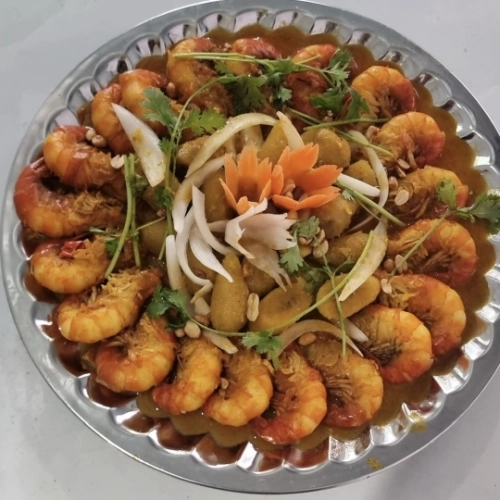 TÔM NẤU CÀ RI